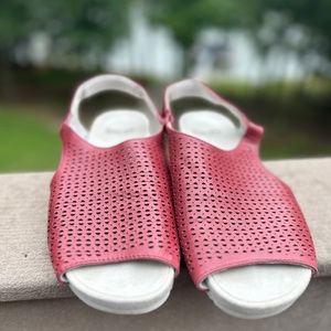 Earth Sandals - Red and comfy!